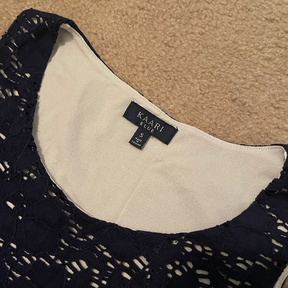 Kaari Blue Women’s Sleeveless Blouse-Navy lace overlay & white-EUC-Size Small - Picture 4 of 10
